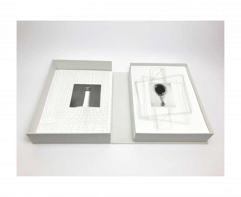 Le monde immédiat  kassette box 241 pages 30,7 x 